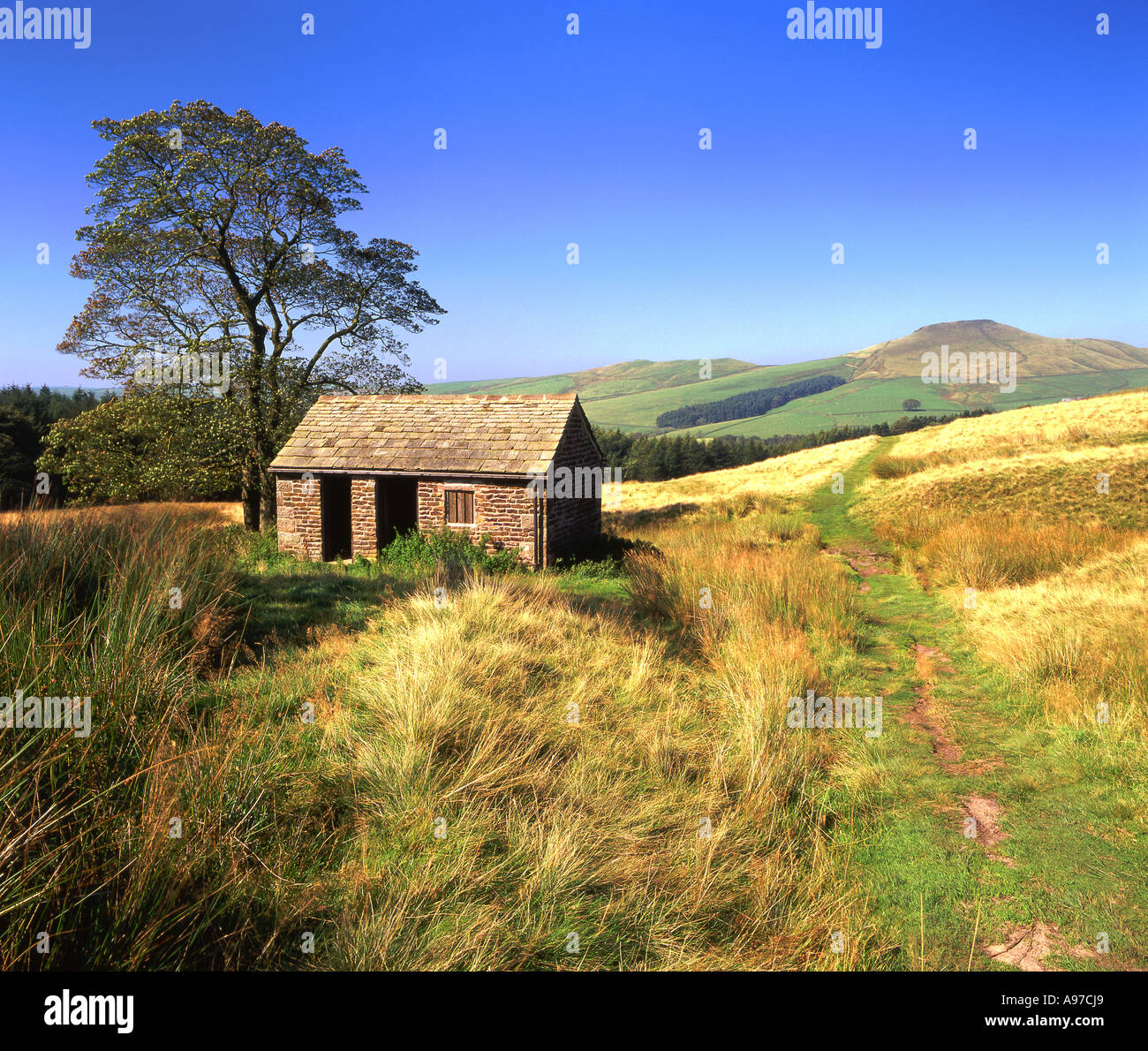 Old Stone Barn In The Shadow Of Shutlingsloe Peak District
