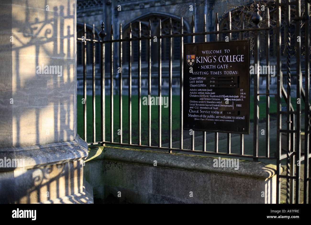 Kings college gates hires stock photography and images Alamy