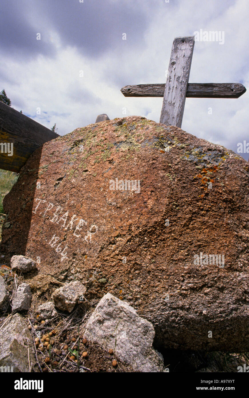 GRAVE IS PRESERVED ALONG THE OREGON TRAIL NEAR SUN RANCH, WYOMING. Stock Photo