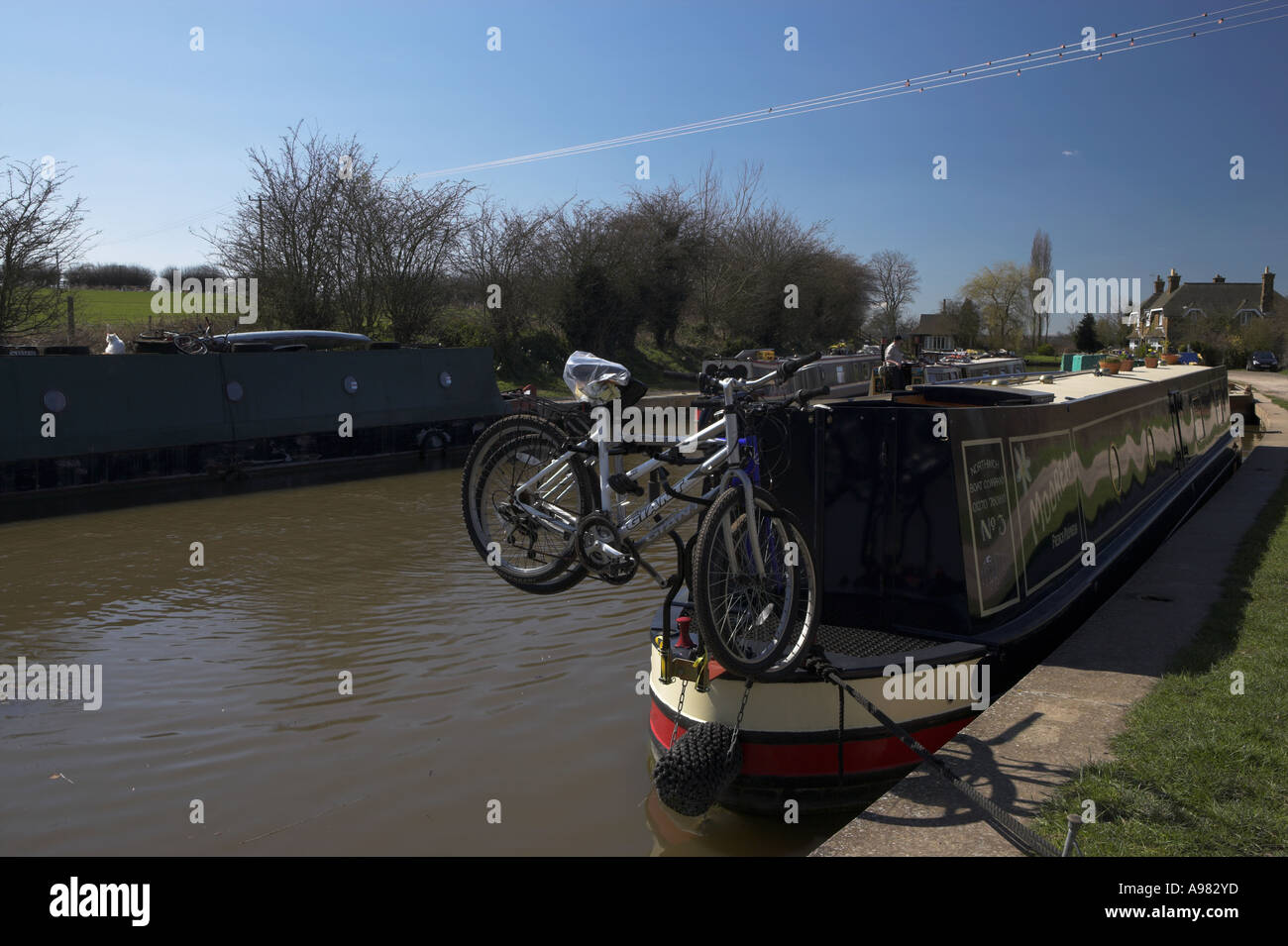 Canal Life, Northamptonshire, UK Stock Photo