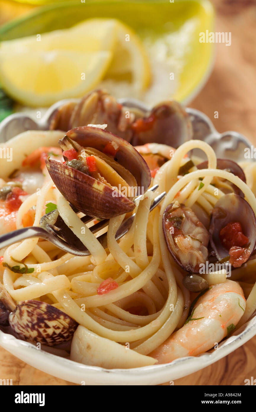Linguine with seafood FoodCollection Stock Photo - Alamy