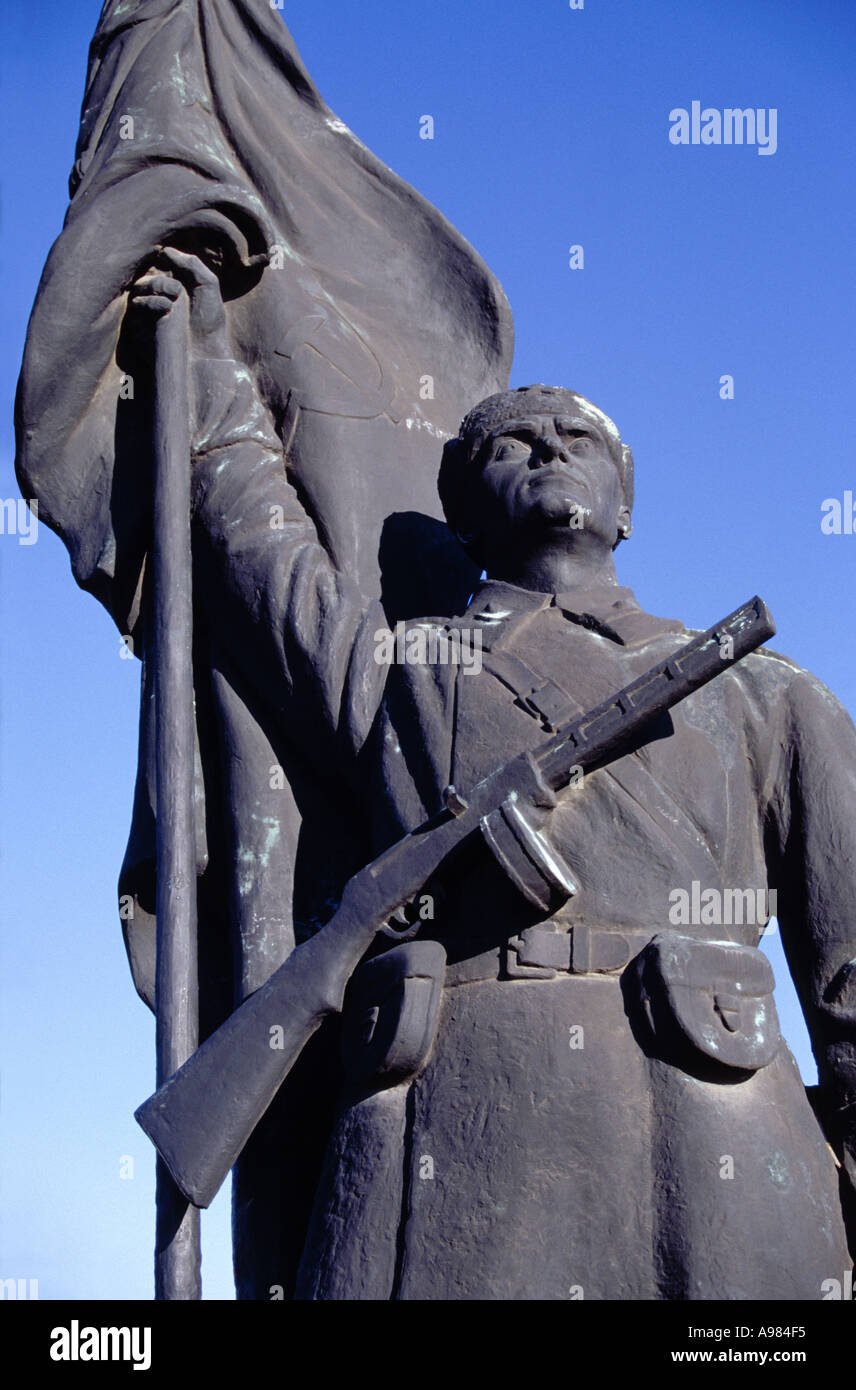 Sad Tank Sculpture of soldier with a machine gun hi-res stock photography and ...