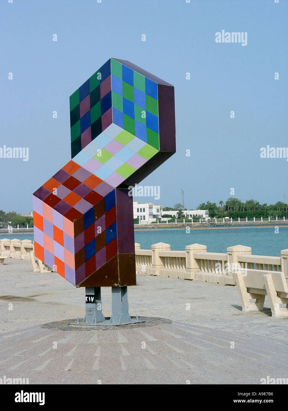 Complex sculpture on the beach in Jeddah Stock Photo Alamy