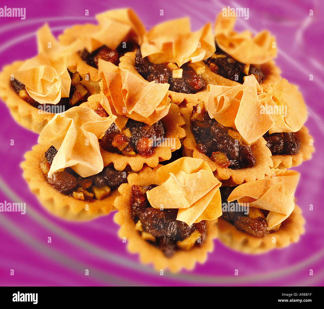 Mincemeat tarts hires stock photography and images Alamy