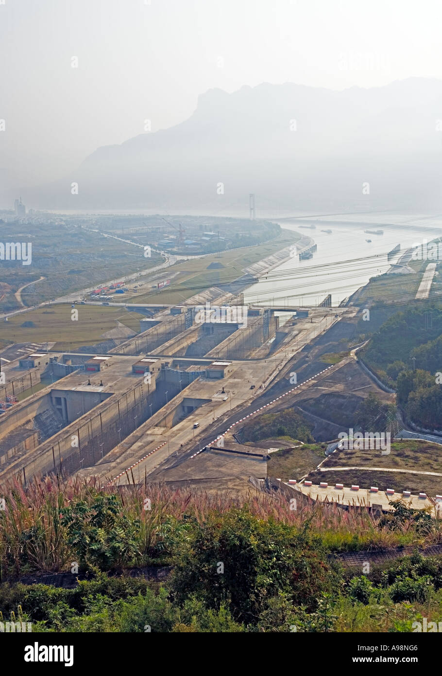 CHINA YANGTZE RIVER SANDOUPING Aerial view of the Three Gorges Dam site Stock Photo