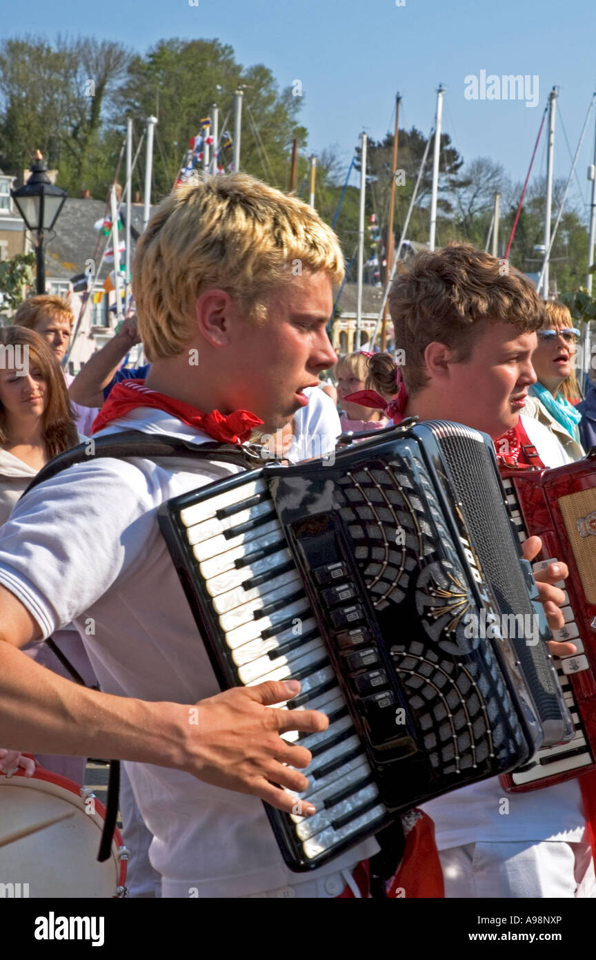 Playing a piano accordion hires stock photography and images Alamy
