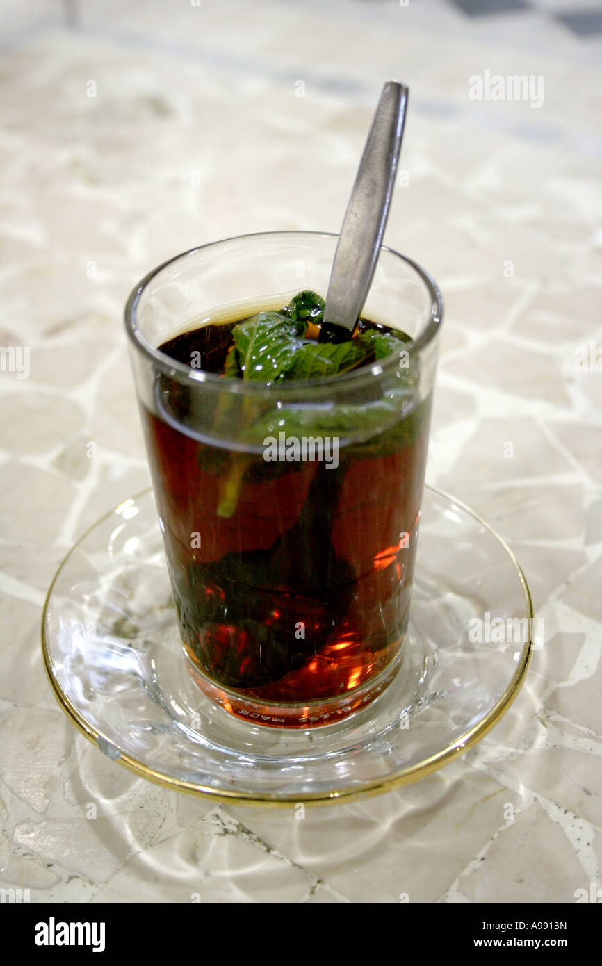 Arabic tea hi-res stock photography and images - Alamy