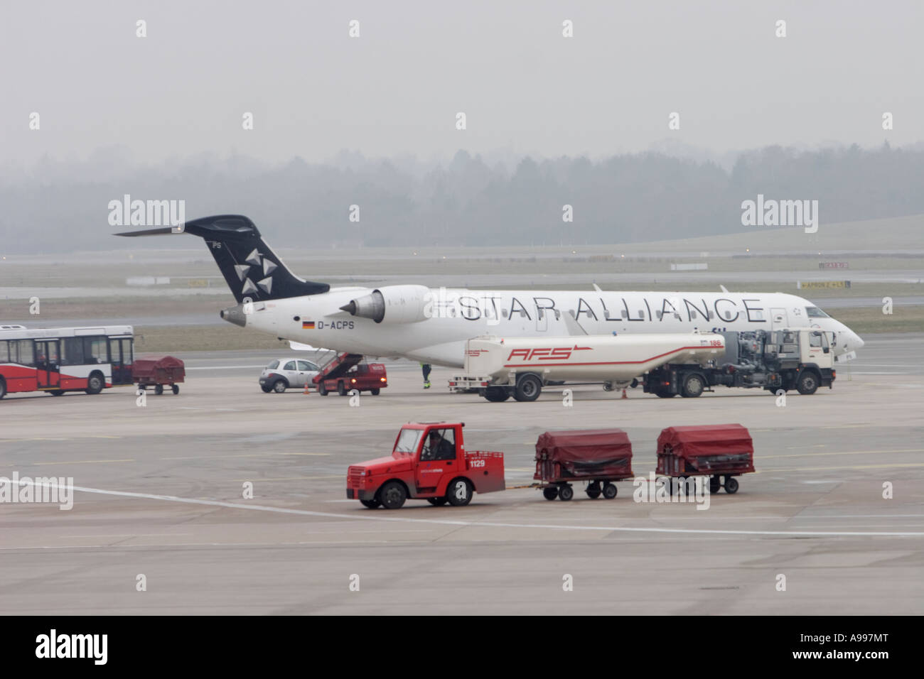 Star Alliance plane at Hamburg Fuhlsbuettel Airport Stock Photo