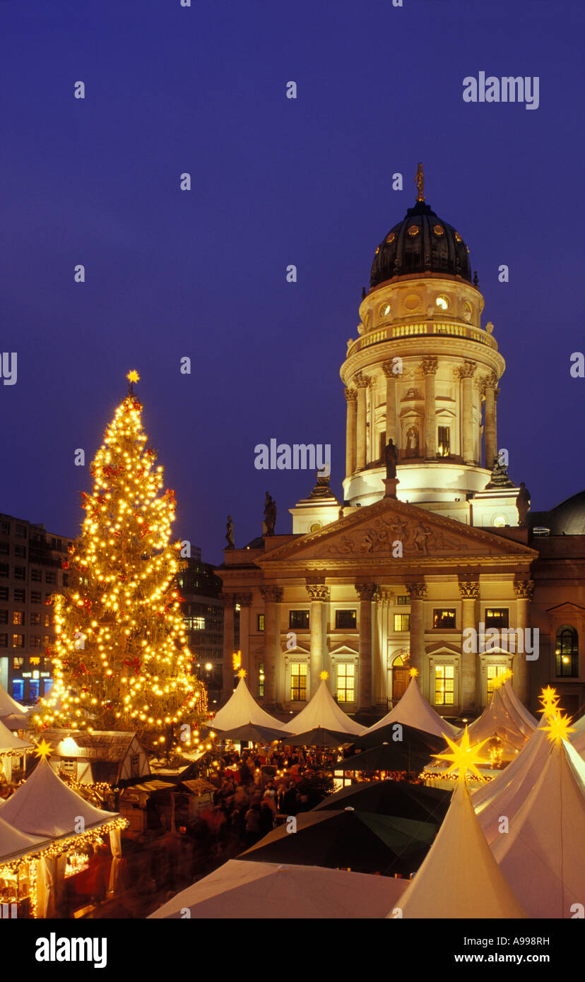Berlin. Christmas. Winterzauber. Weihnachtsmarkt am Gendarmenmarkt 