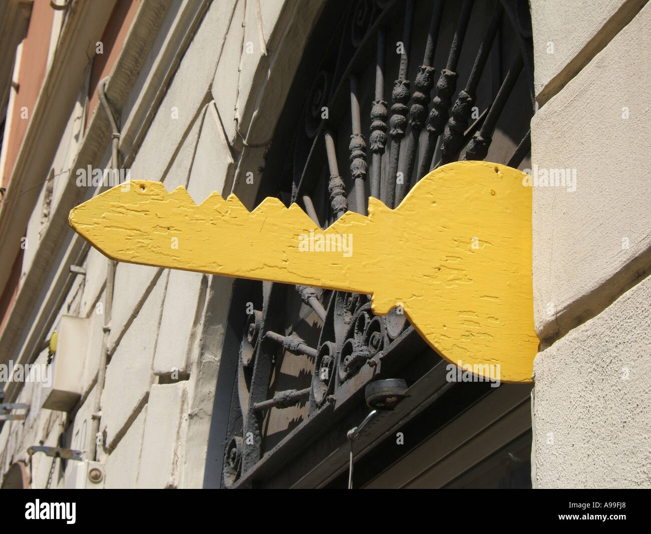 Key Cutting Shop Stock Photo Alamy Key Cutting Shop Stock Photo Alamy