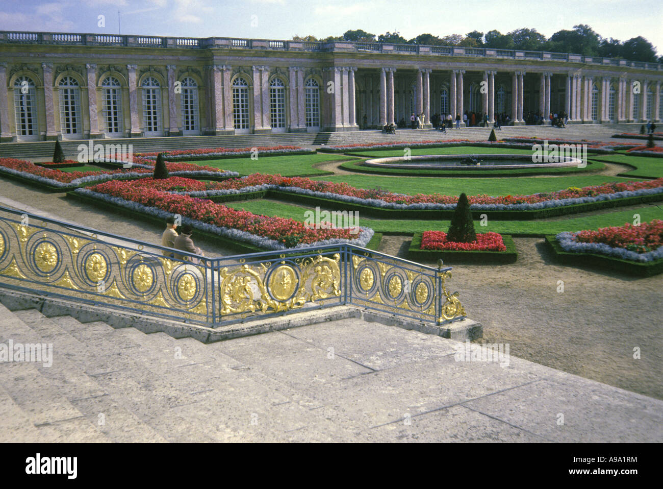 Gilded Railing GILDED RAILINGS FORMAL GARDENS CHATEAU DE VERSAILLES VERSAILLES ILE DE ...