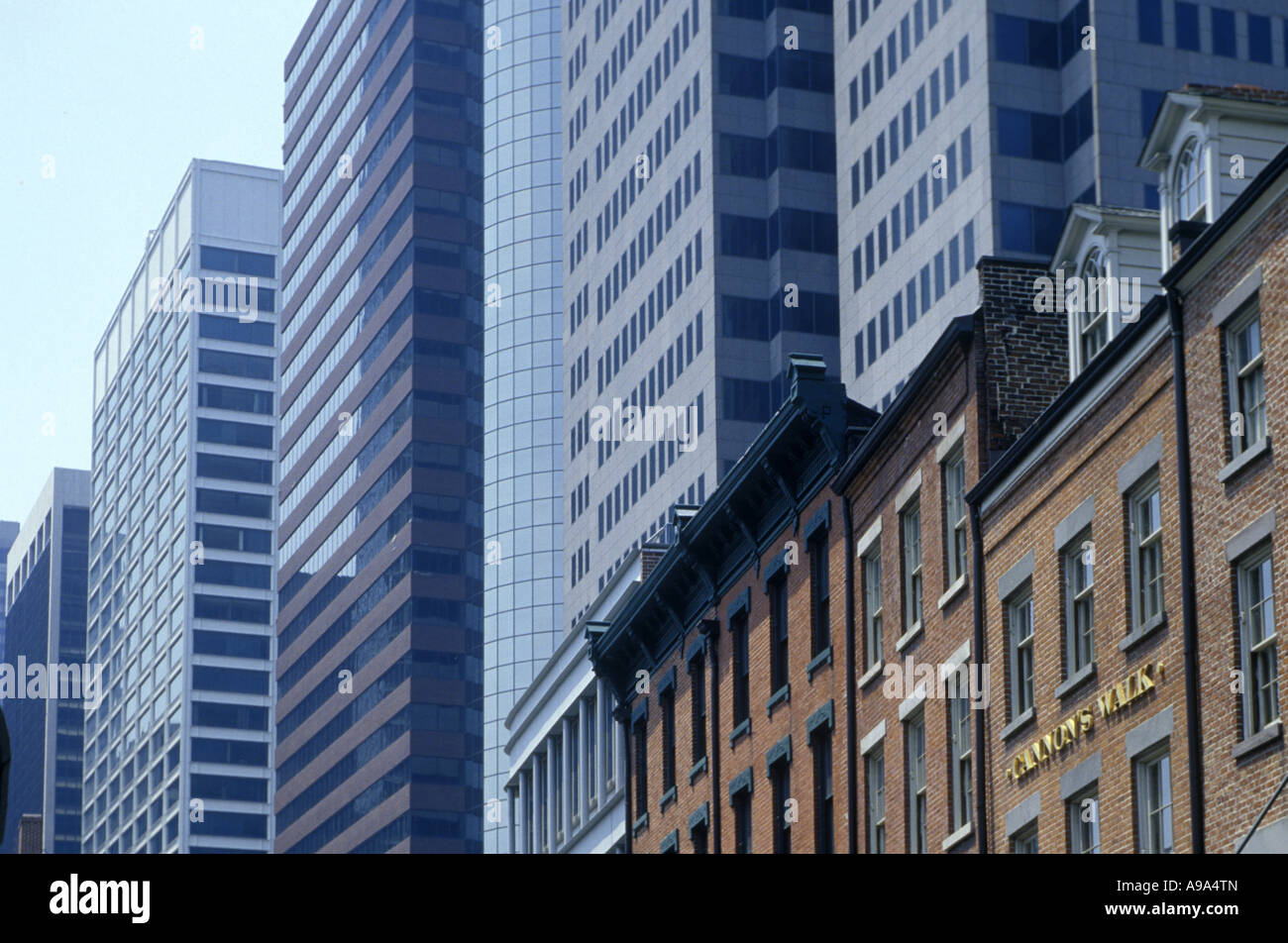 OLD AND NEW BUILDINGS SOUTH STREET SEAPORT DOWNTOWN MANHATTAN NEW YORK