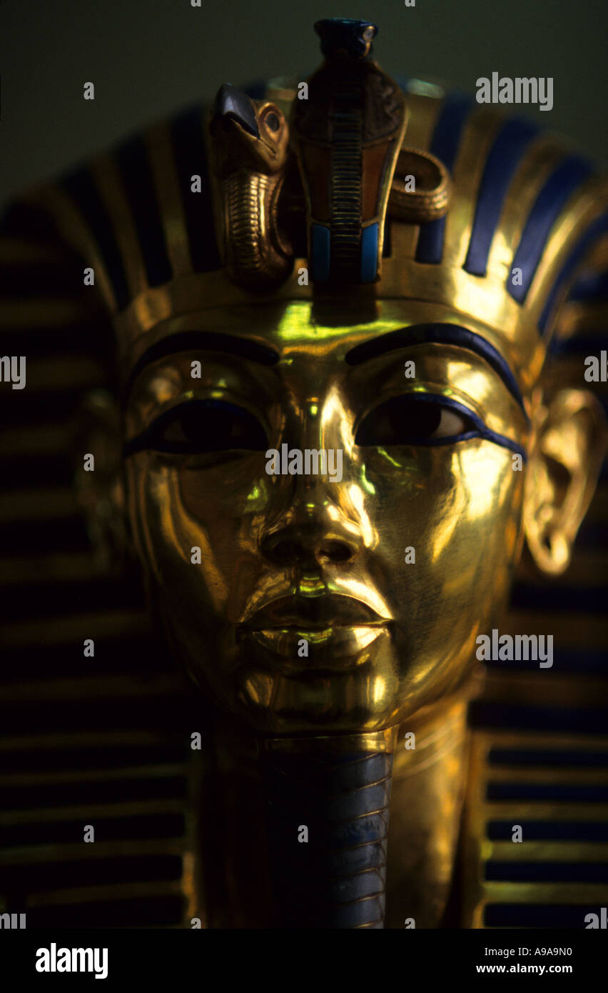 Tutankhamun Tutankhamon Tutankhamen Death Mask Stock Photo Alamy tutankhamun-tutankhamon-tutankhamen-death-mask-stock-photo-alamy