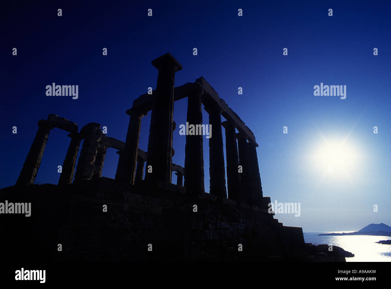 STONE COLUMNS TEMPLE OF POSEIDON CAPE SOUNION ATTICA GREECE Stock Photo ...