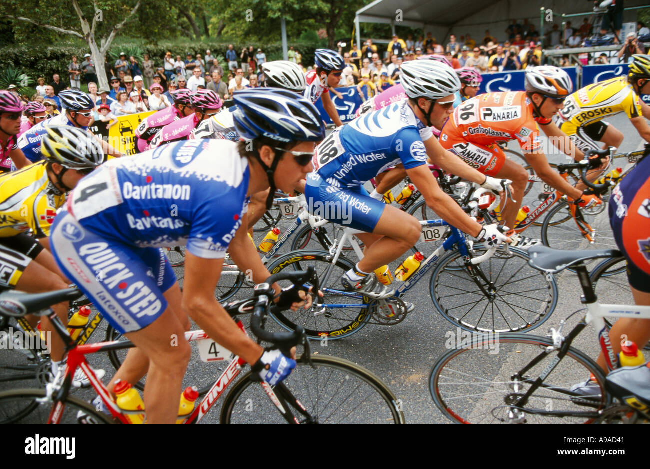 Riders negotiate a turn in the sixth stage of the 2003 Tour Down Under in Adelaide Australia Stock Photo
