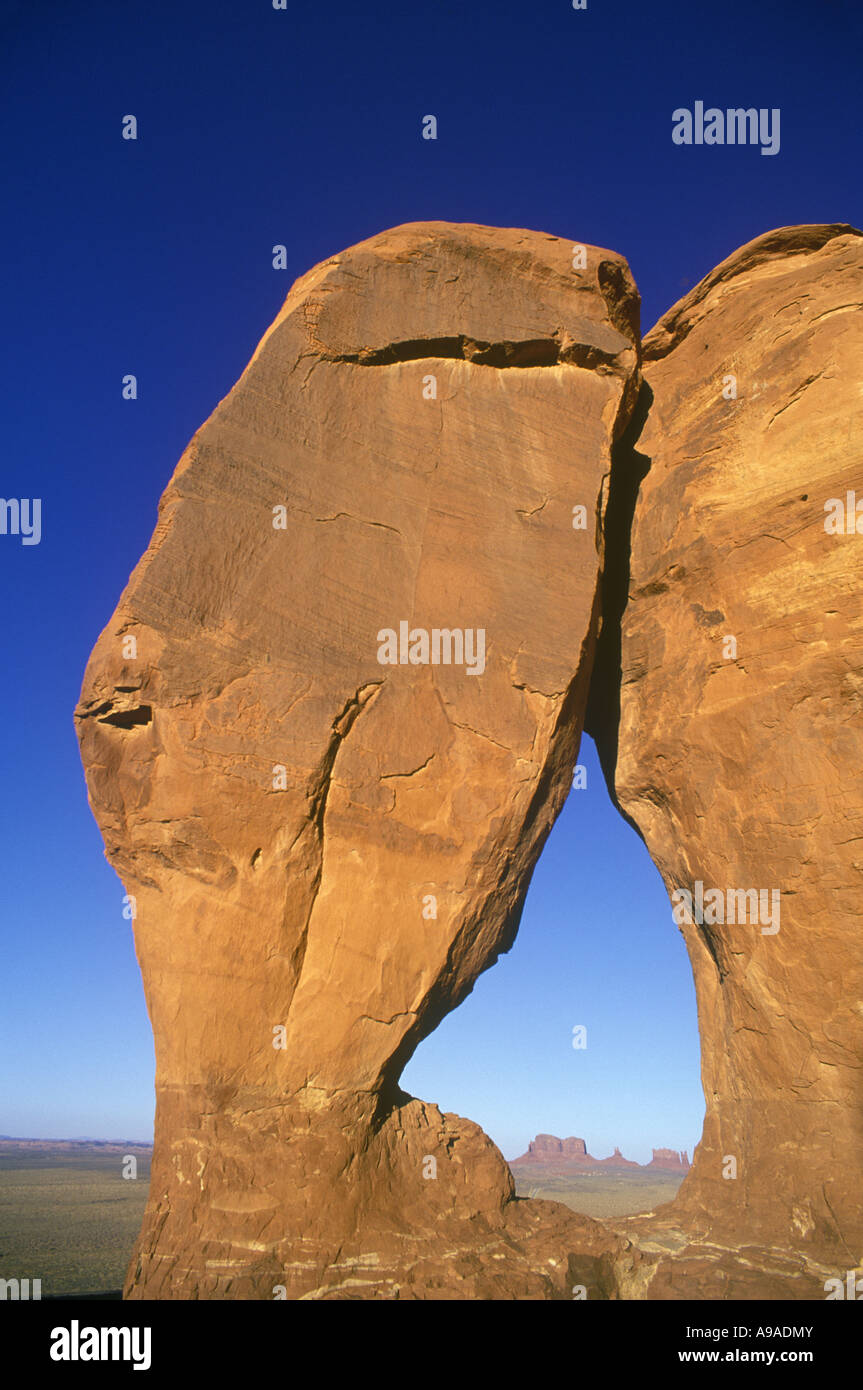 TEARDROP ARCH MONUMENT VALLEY NAVAJO TRIBAL PARK UTAH ARIZONA USA Stock