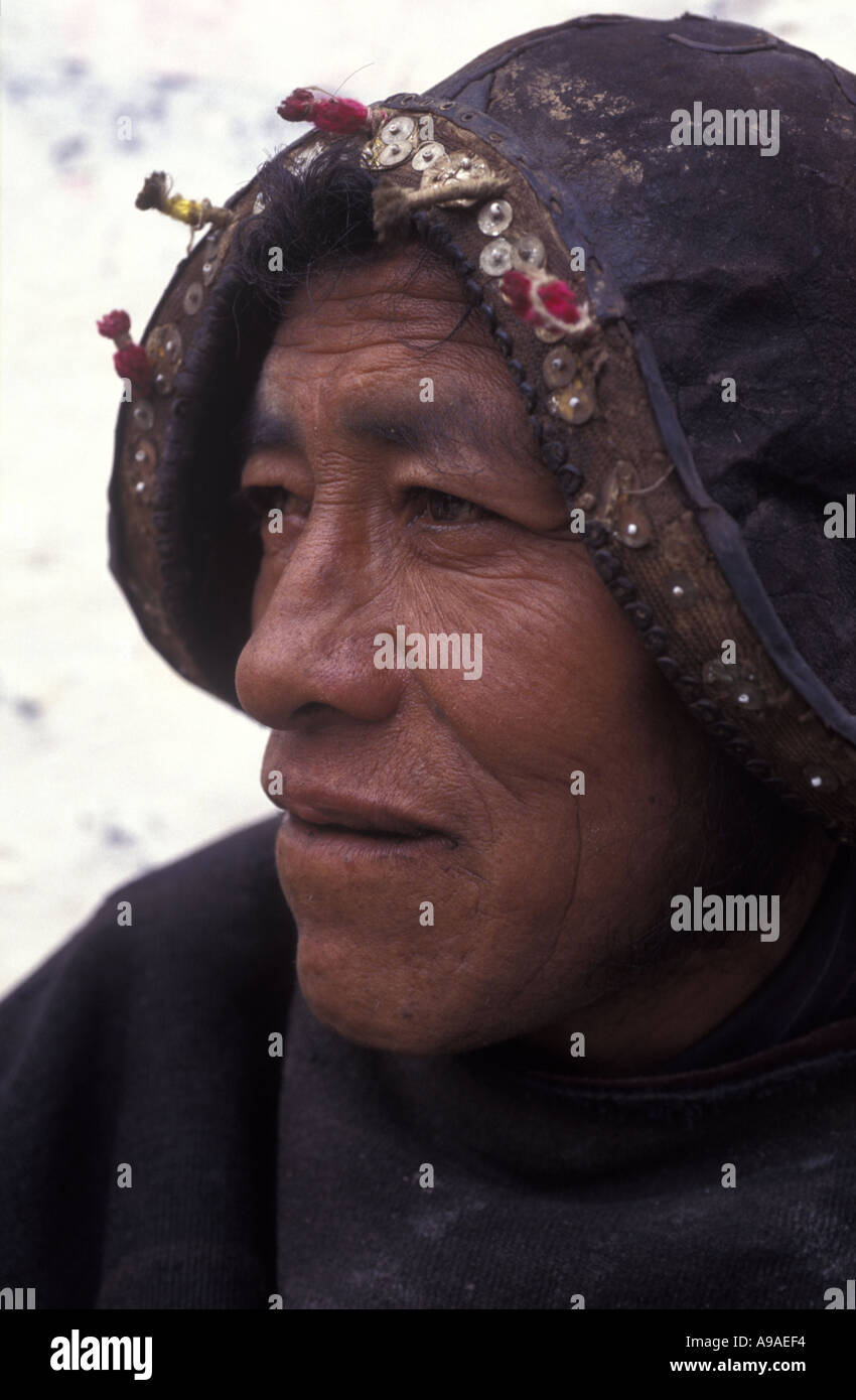 BOLIVIA Tarabuco Indian man wearing mock conquistador helmet Stock Photo