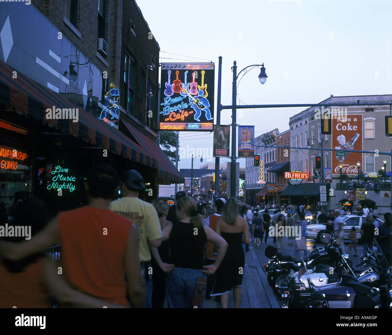 BARS RESTAURANTS BEALE STREET MEMPHIS TENNESSEE USA Stock Photo Alamy