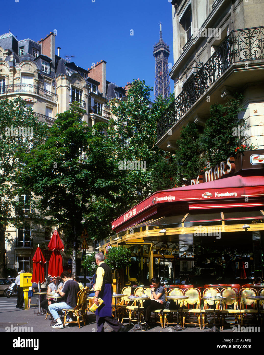 BRASSERIE CHAMPS DU MARS ON AVENUE DE LA BOURDONNAIS PARIS FRANCE Stock Photo