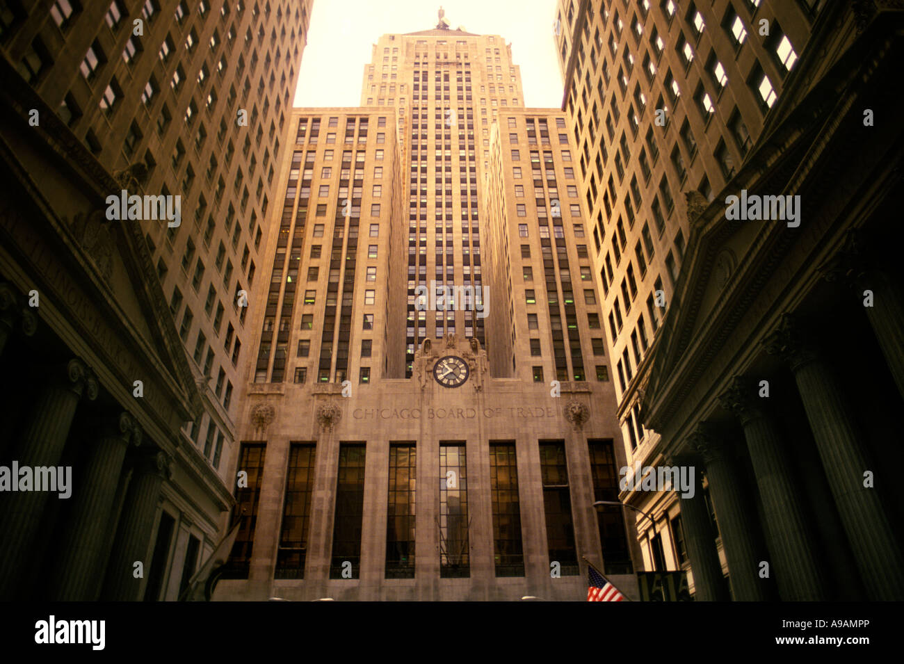 BOARD OF TRADE BUILDING (©HOLABIRD & ROOT 1930) LA SALLE STREET CHICAGO ILLINOIS USA Stock Photo