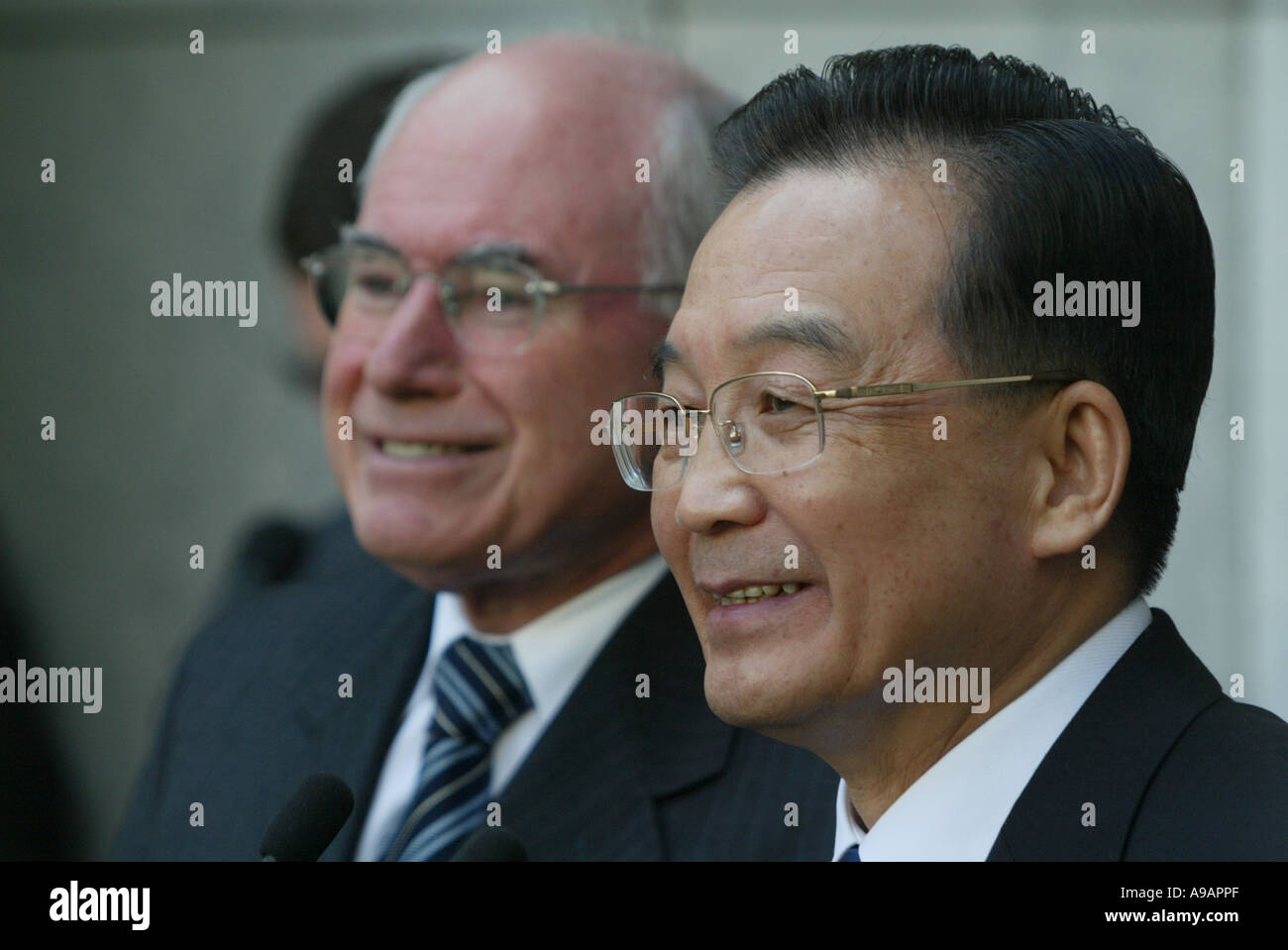 Premiere Chen Jiabao right and Prime Minister John Howard at Press conference Canberra 2006 Stock Photo