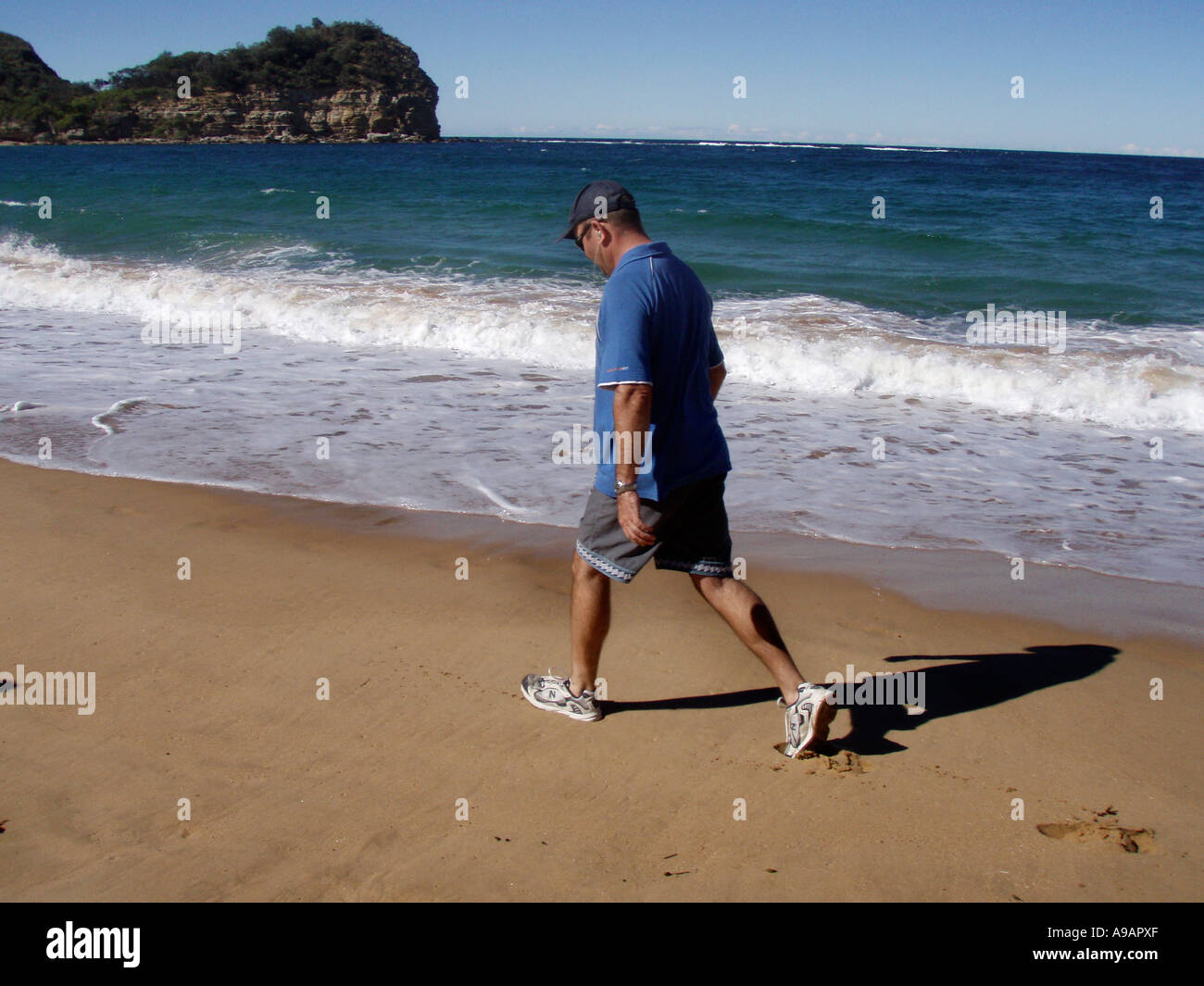 Man walks alone hi-res stock photography and images - Alamy