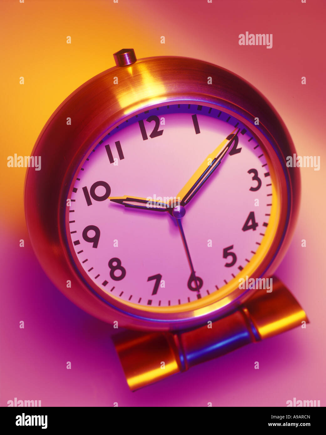 OLD FASHIONED ALARM CLOCK Stock Photo - Alamy