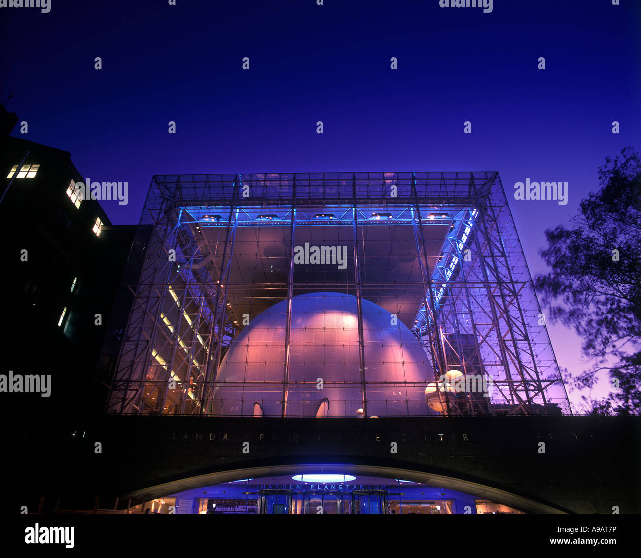 HAYDEN PLANETARIUM AMERICAN MUSEUM OF NATURAL HISTORY UPPER WEST SIDE ...