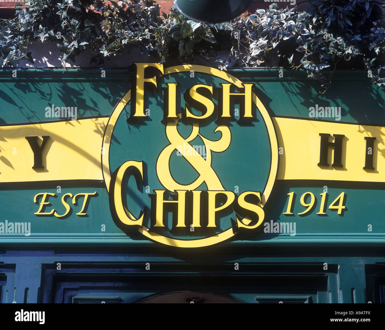 FISH AND CHIP SHOP SIGN DORKING SURREY ENGLAND UK Stock Photo
