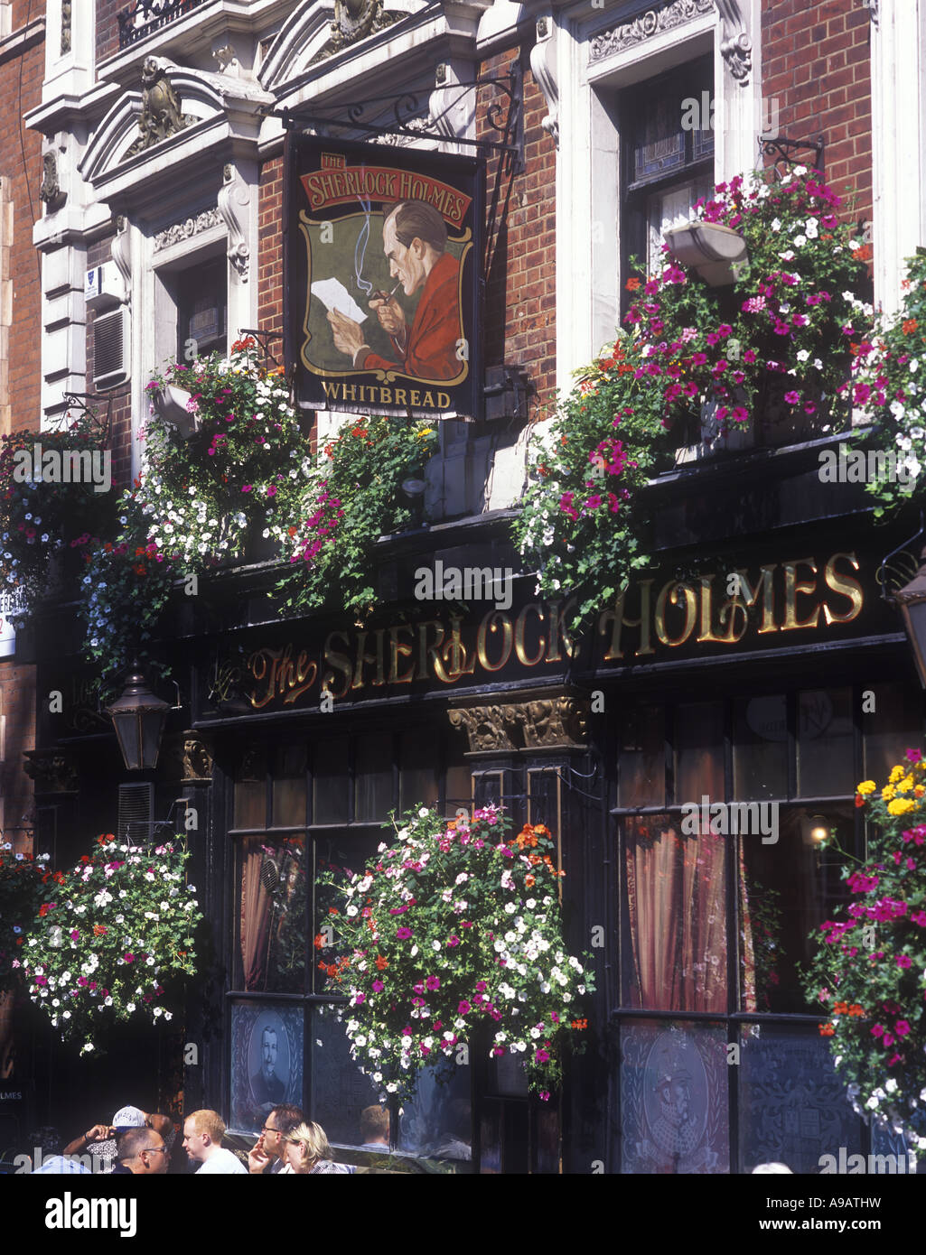 SHERLOCK HOLMES PUBLIC HOUSE PUB NORTHUMBERLAND STREET WESTMINISTER