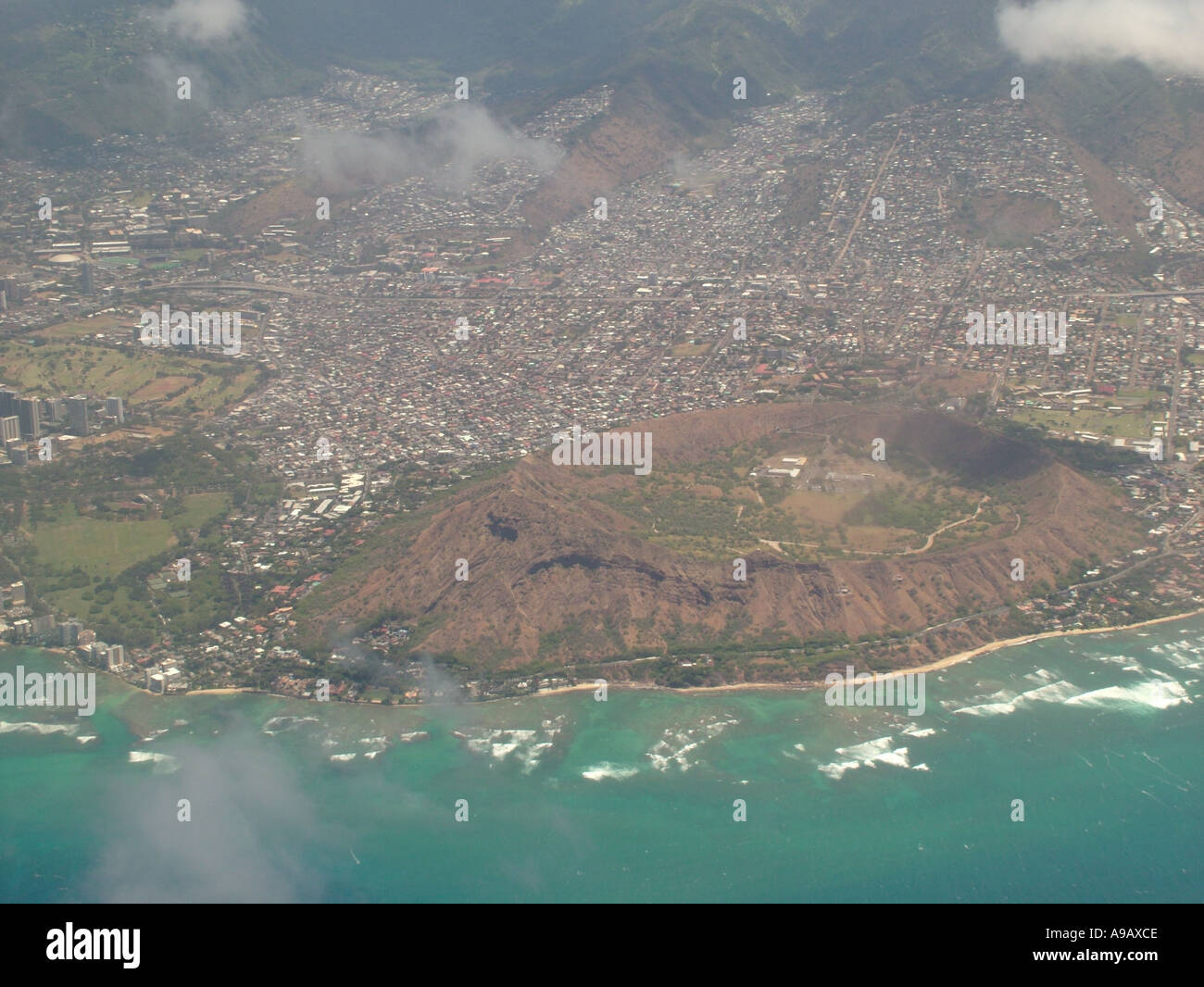 Aerial view of hawaiian airlines hi-res stock photography and 