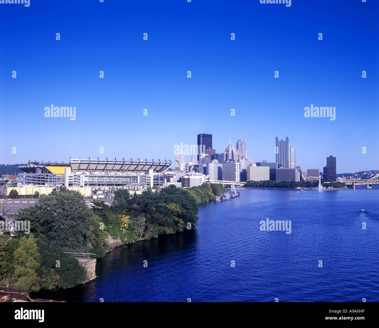 DOWNTOWN SKYLINE THE POINT PITTSBURGH PENNSYLVANIA USA Stock Photo - Alamy