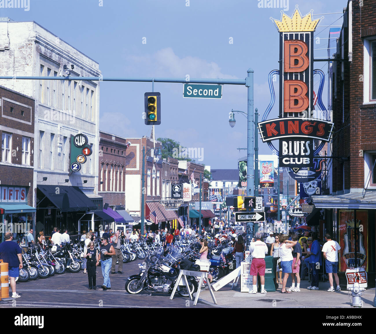 BARS AND RESTAURANTS BEALE STREET MEMPHIS TENNESSEE USA Stock Photo Alamy