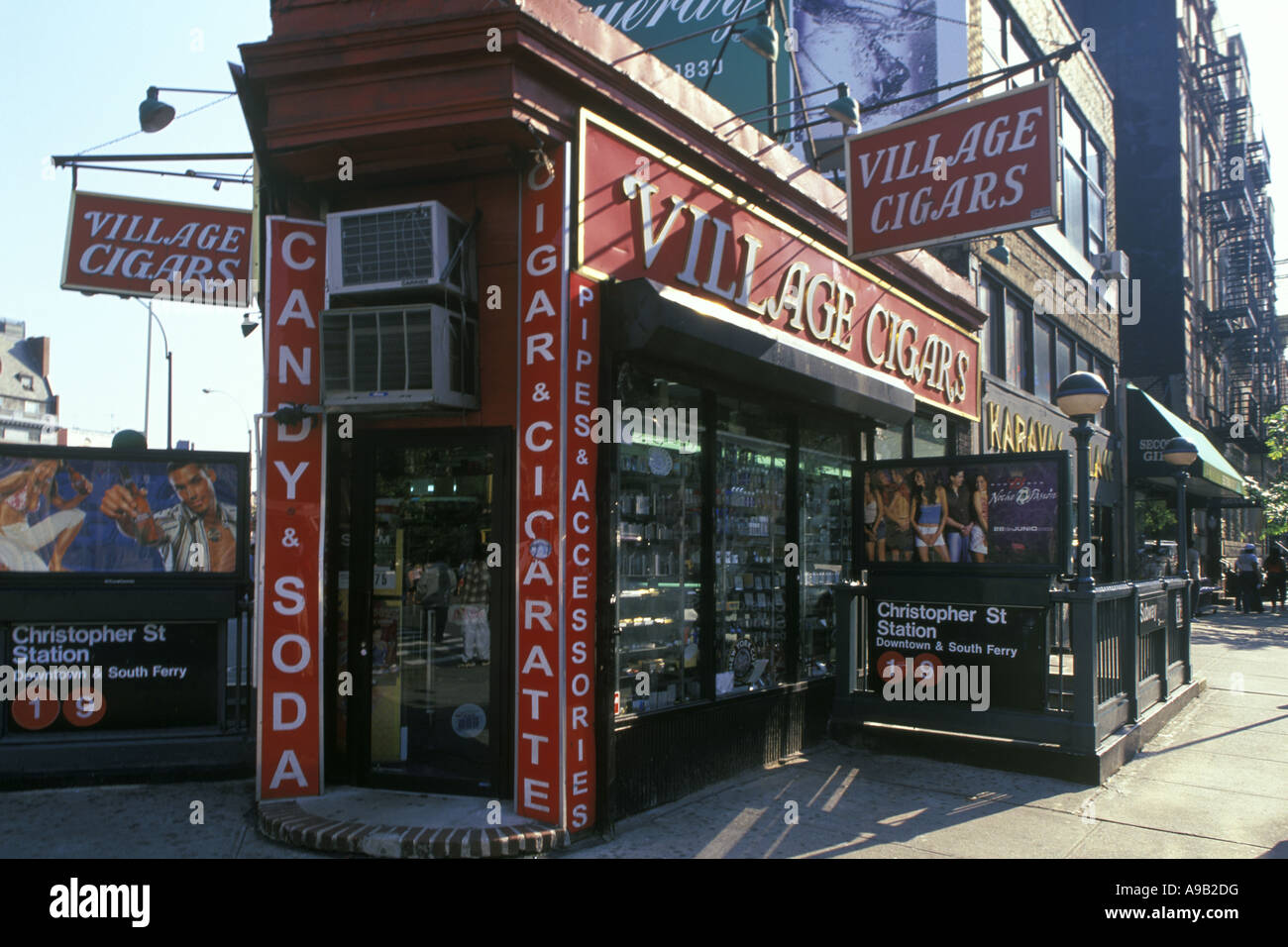 CHRISTOPHER STREET SHERIDAN SQUARE GREENWICH VILLAGE MANHATTAN NEW YORK CITY USA Stock Photo Alamy