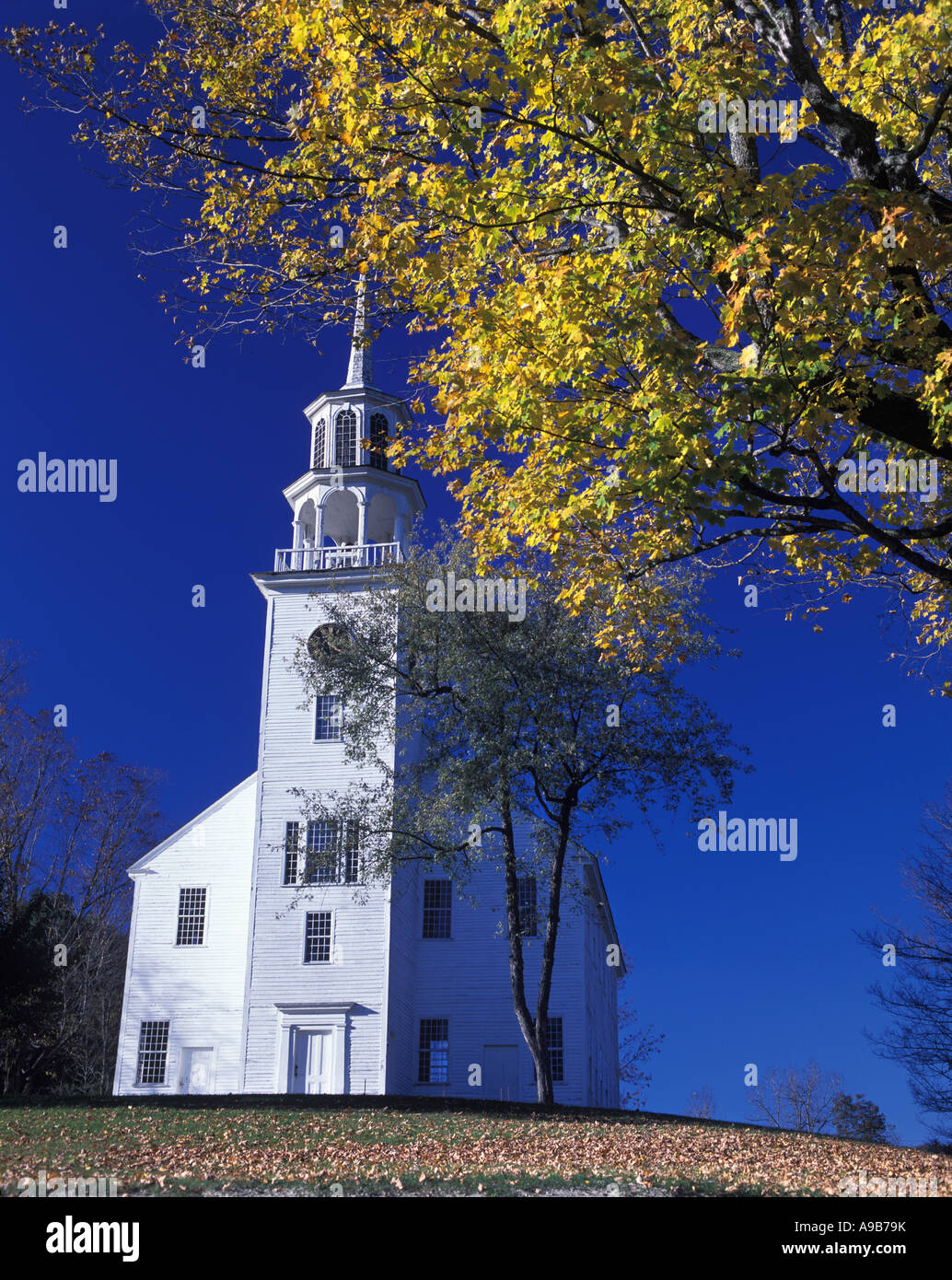 FALL FOLIAGE CHURCH STRAFFORD CENTER VILLAGE ORANGE COUNTY VERMONT USA