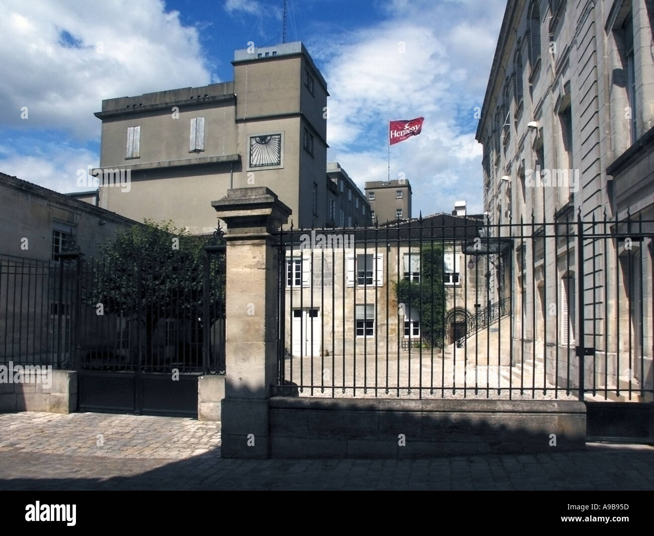 france poitou charentes cognac hennessey factory cognac brandy making