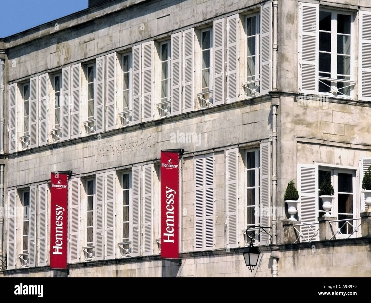france poitou charentes cognac hennessey factory cognac brandy making