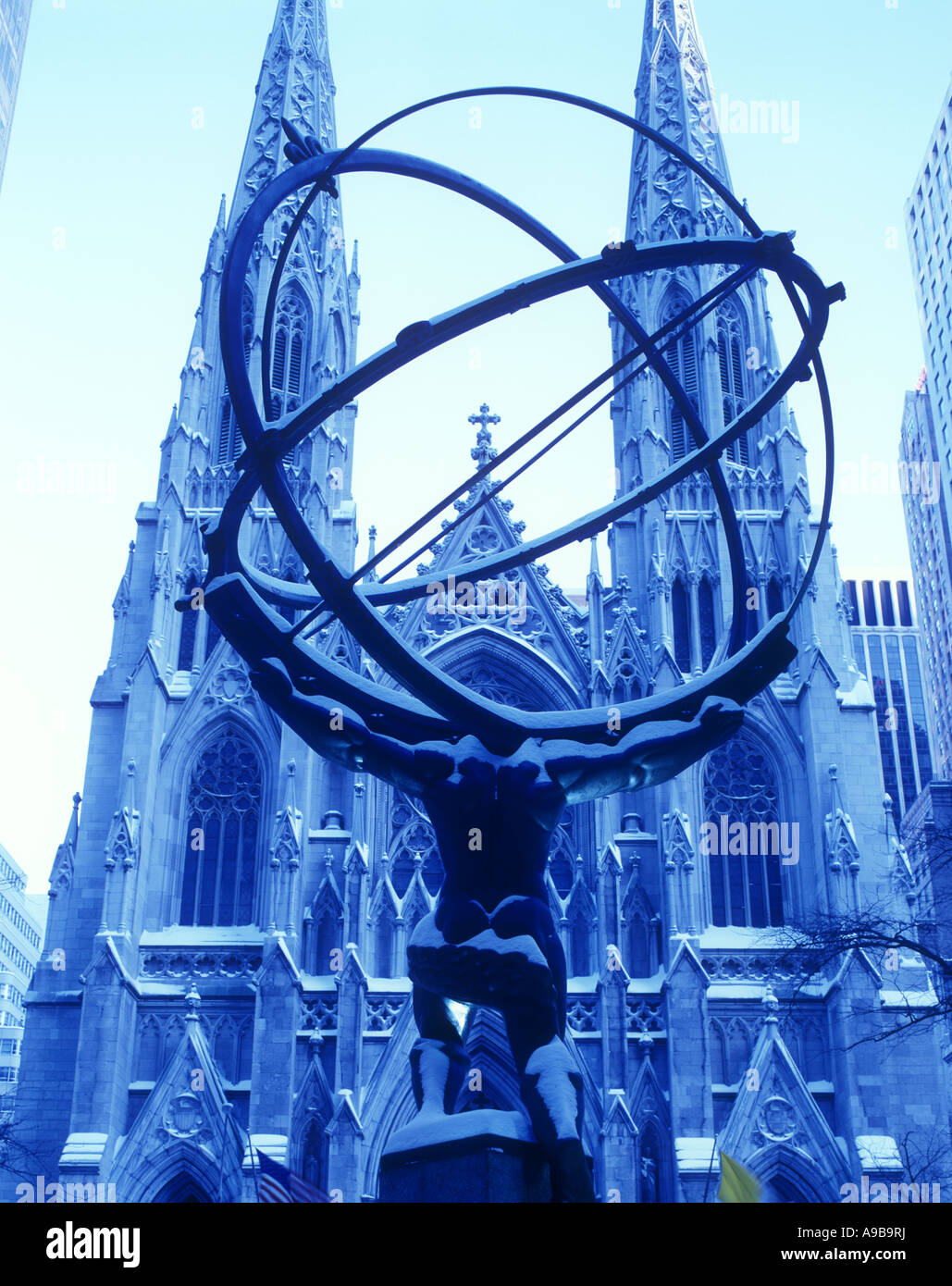 ATLAS STATUE (©LEE LAWRIE 1937) SAINT PATRICK’S CATHEDRAL (©JAMES