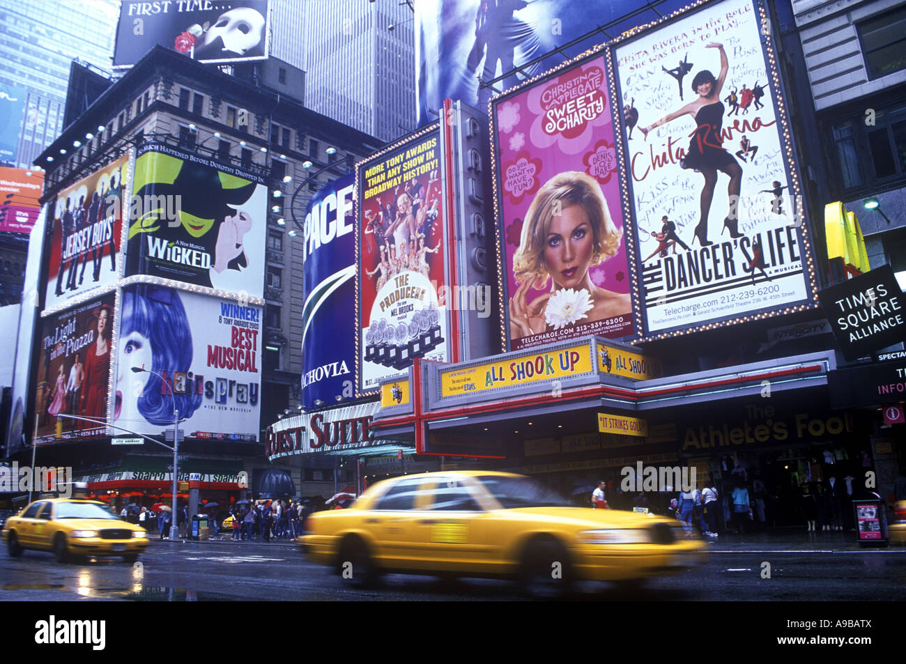 MUSICALS THEATERS BILLBOARDS YELLOW TAXI CABS (©FORD MOTOR CO 1995