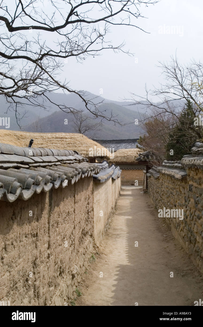 Traditional Korean architecture at Hahoe Folk Village in Andong, South ...