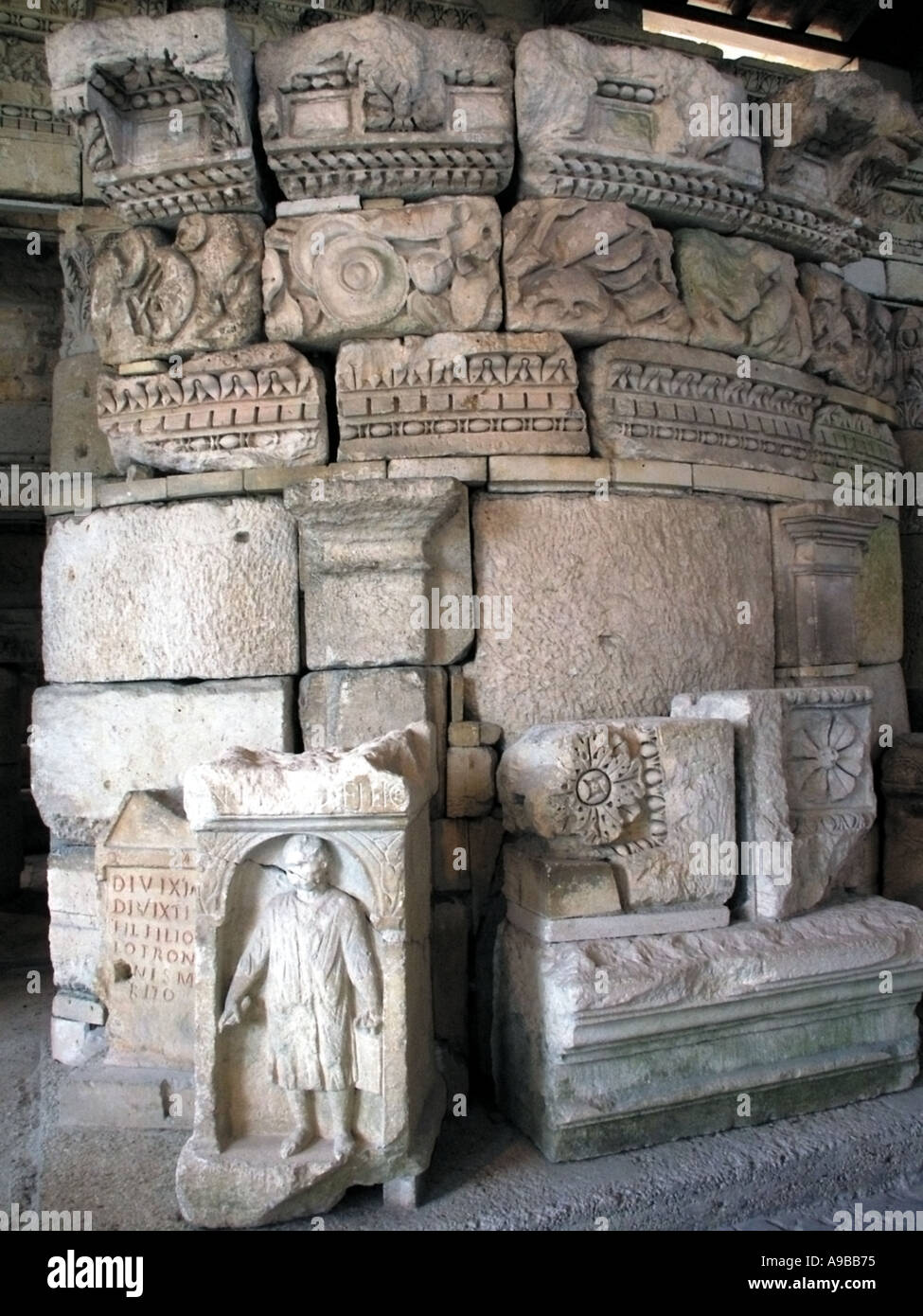 france poitou charentes charente maritime musee archeologigue roman
