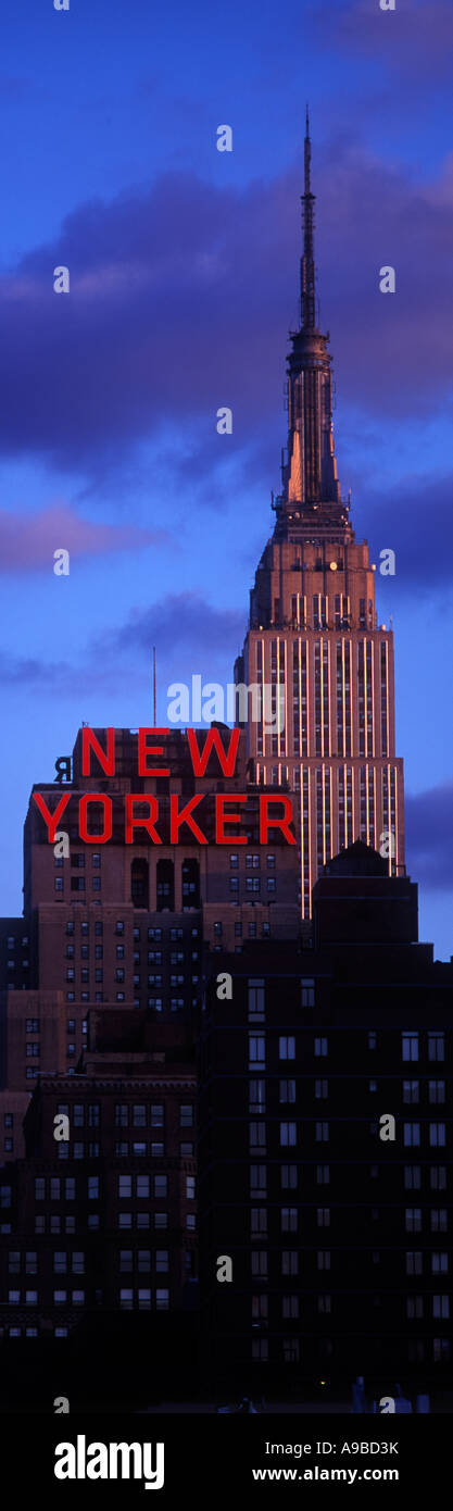 EMPIRE STATE BUILDING MIDTOWN MANHATTAN NEW YORK CITY USA Stock Photo ...