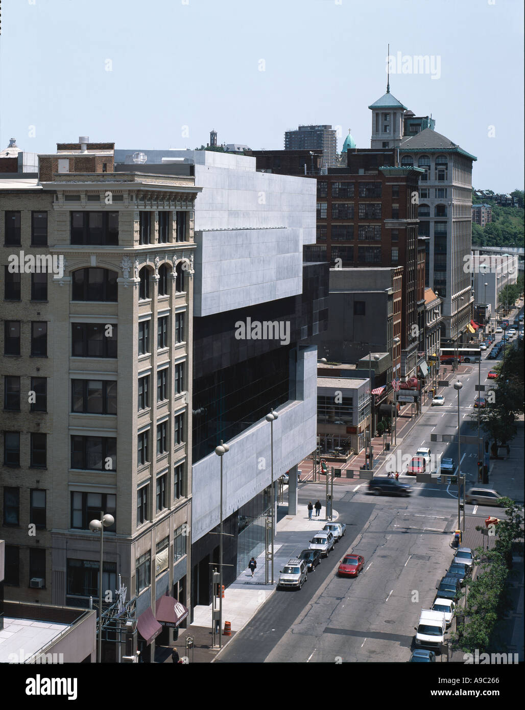 Cincinnati contemporary arts center hi-res stock photography and images ...