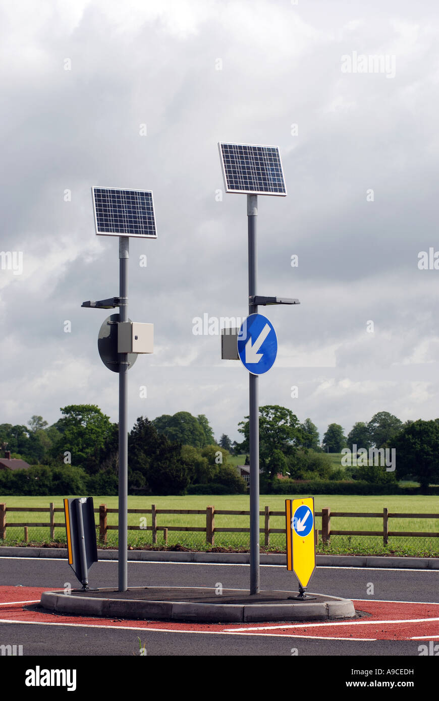 Solar powered road sign lights, Barford by-pass, Warwickshire, England, UK Stock Photo