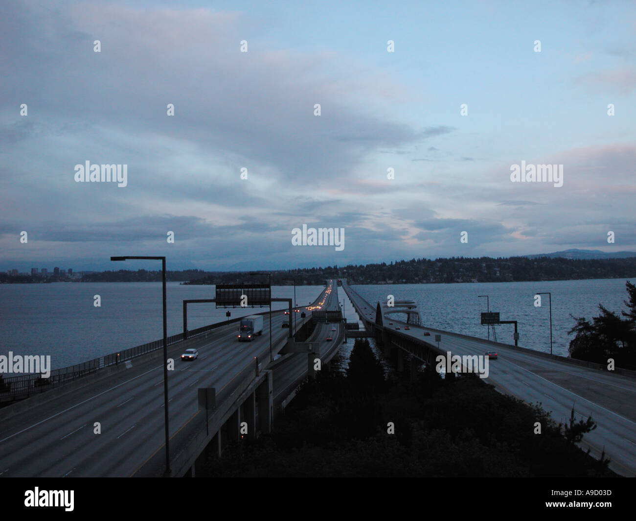 Interstate 90 floating bridges hires stock photography and images Alamy