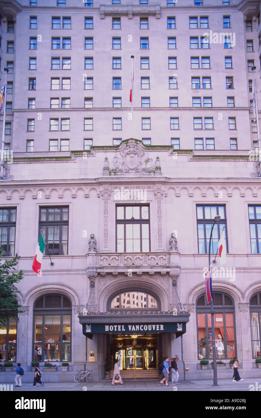 Front Entrance and Facade of the Fairmont Hotel Vancouver Downtown on