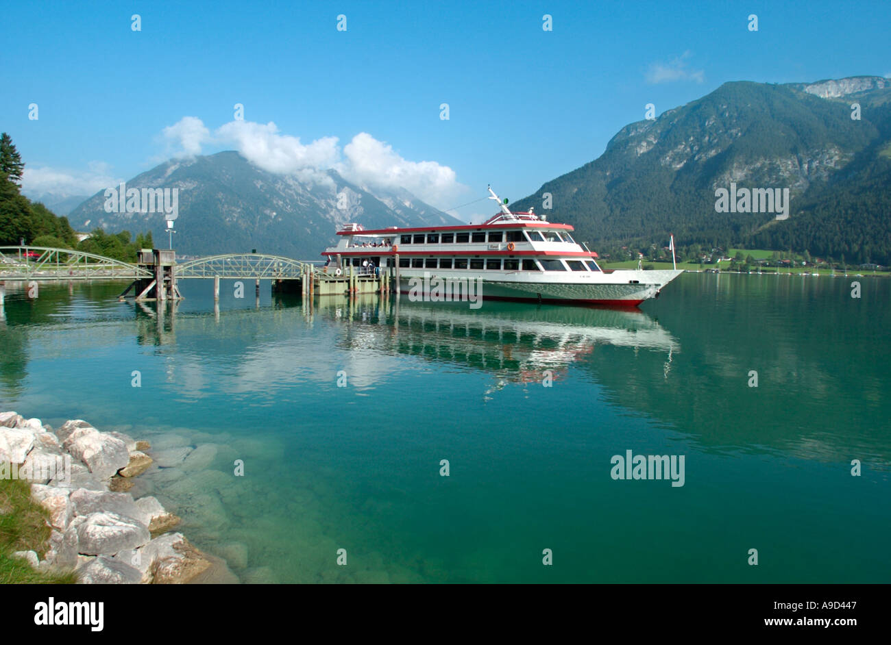 Ferry docked on the lake betwen Maurach and Pertisau, Lake Achensee, Tyrol, Austria Stock Photo