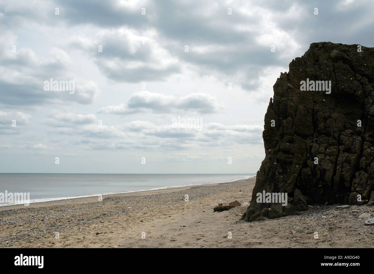 Coastal erosion at Hornsea on the east coast Yorkshire Stock Photo - Alamy
