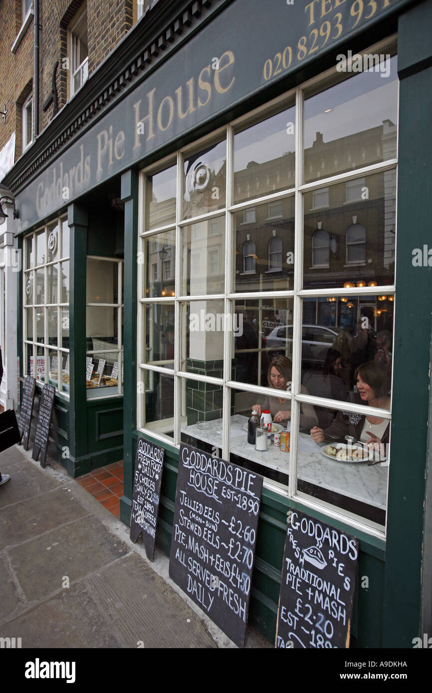 Greenwich pie and mash hires stock photography and images Alamy