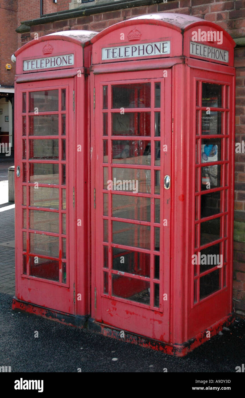 Bt pay phone boxes hires stock photography and images Alamy